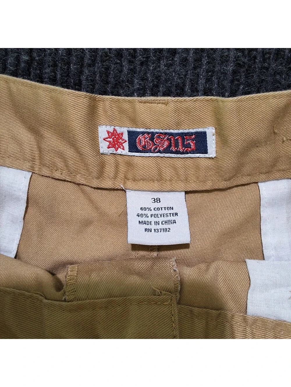GS115 Men's Khaki Cargo Shorts  Skater Style Size 38